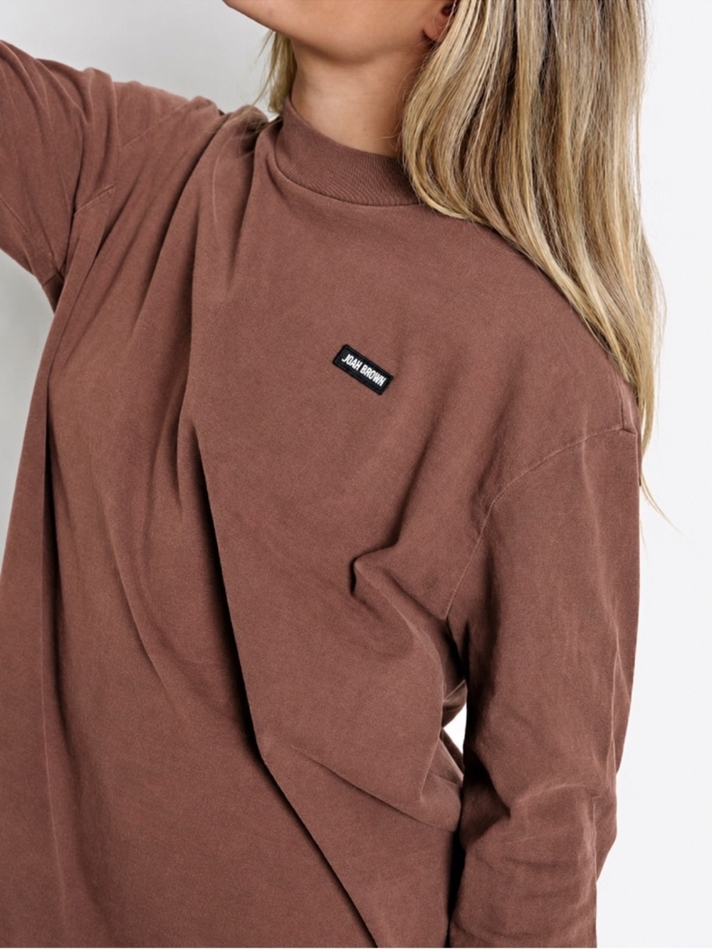 ♡Joah Brown♡ Logo Patch Crewneck Long Sleeve Tee